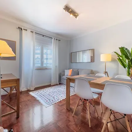 公寓 Olaias 2bed Near Metro Lisboa