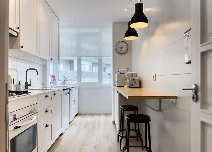 Olaias 2bed Near Metro Lissabon