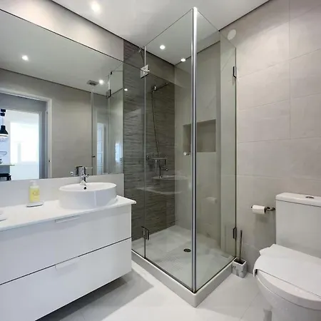 Olaias 2bed Near Metro * Lisbona