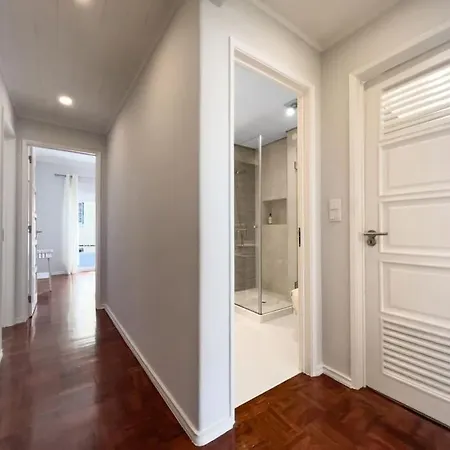 Olaias 2bed Near Metro 아파트 *