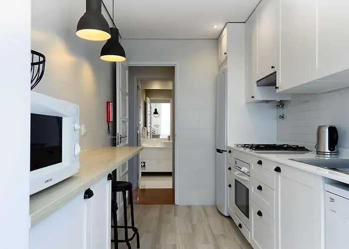 شقة Olaias 2bed Near Metro *